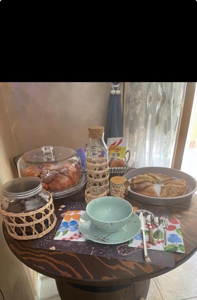 Triangolo Delle Bermuda Alojamento de Acomodação e Pequeno-almoço Termoli